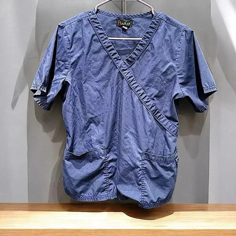 Blue scrub top with pockets medium